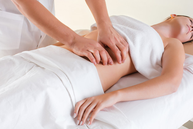 Massage giảm mỡ bụng sau sinh Massage giảm mỡ bụng sau sinh