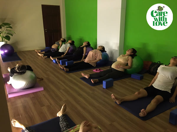 Yoga mang lại những lợi ích tuyệt vời cho chị em trong thời kỳ mang thai, quá trình chuyển dạ và cả khả năng lấy lại vóc dáng sau sinh