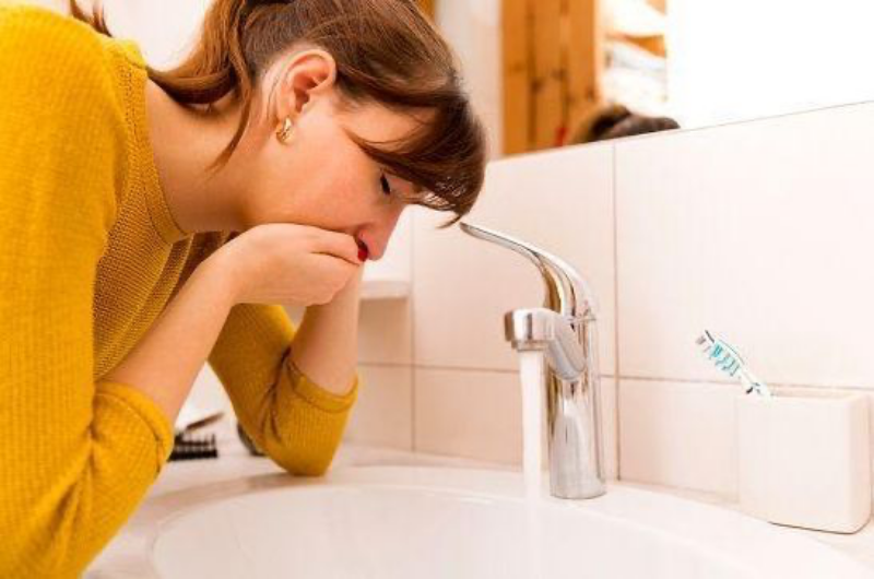 Cảm giác buồn nôn, khó chịu khi mang thai