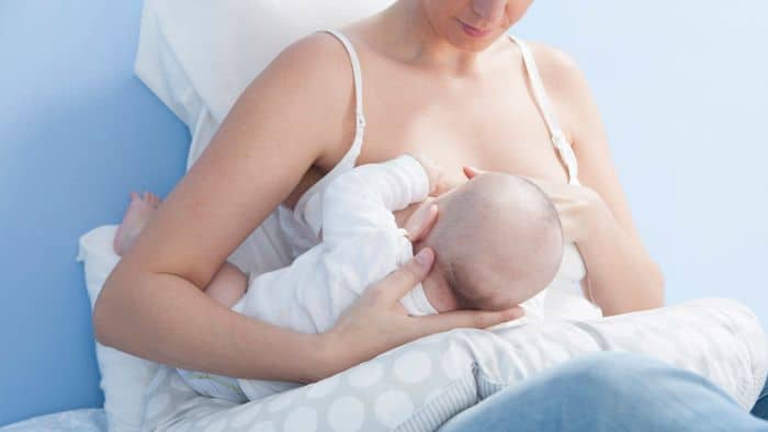 Dấu hiệu tắc tia sữa nên biết