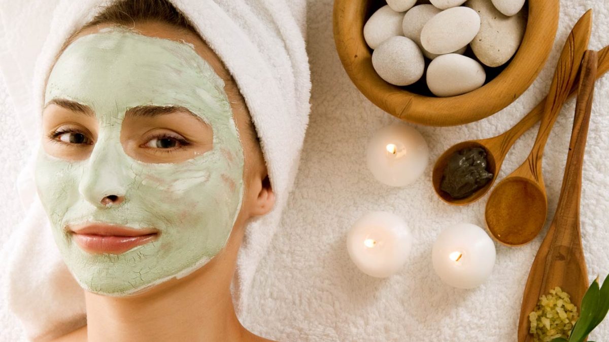 Đắp mặt nạ tự nhiên