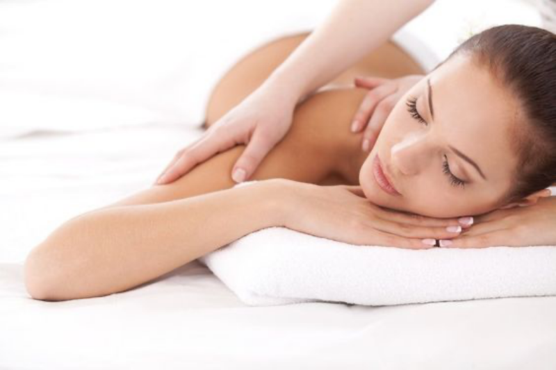 massage cánh tay
