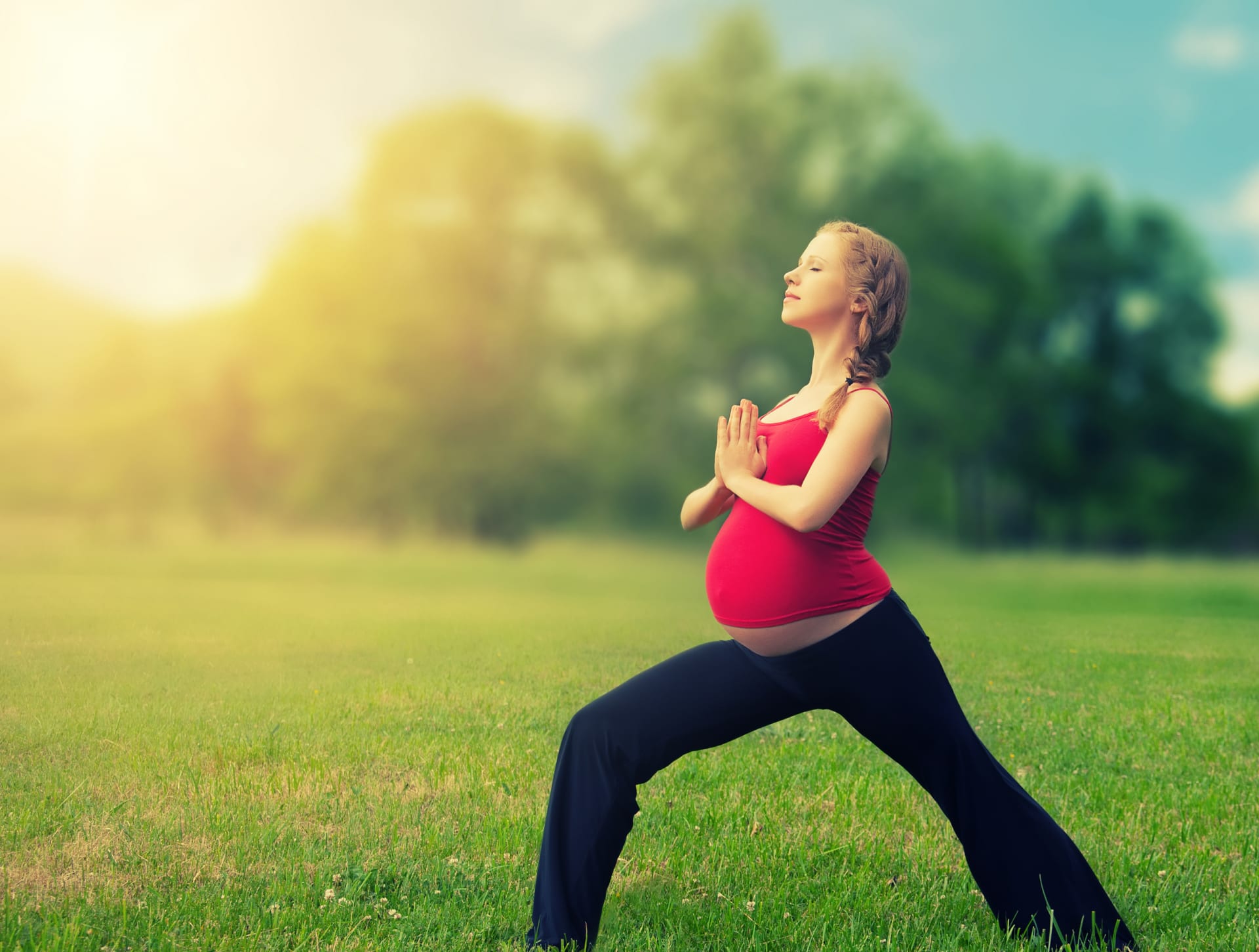 Yoga cho bà bầu 3 tháng cuối với tư thế chiến binh