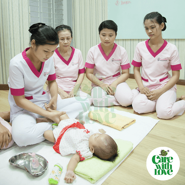 chăm sóc bé và mẹ quận 2