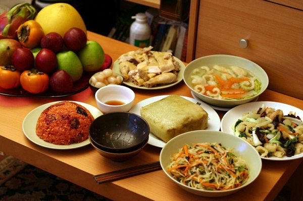 thực phẩm bà bầu không nên ăn