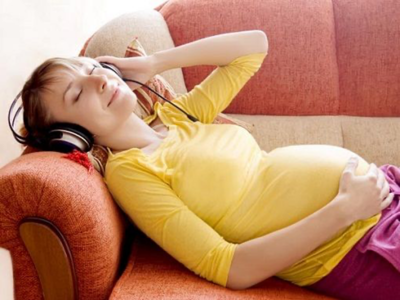 Nghe nhạc với âm lượng thật lớn